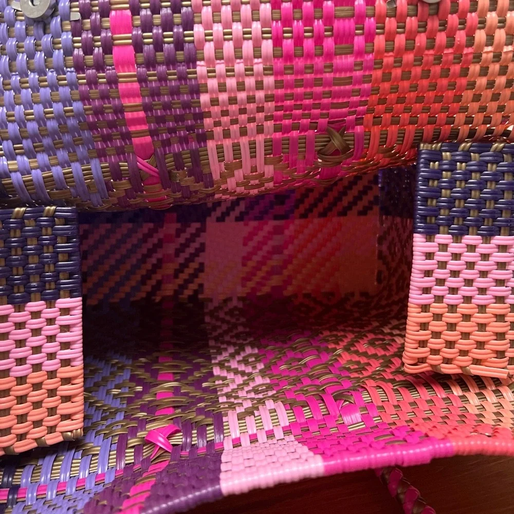 SOLD! Hand-woven Mexican Basket / Bag - Picture 6 of 6